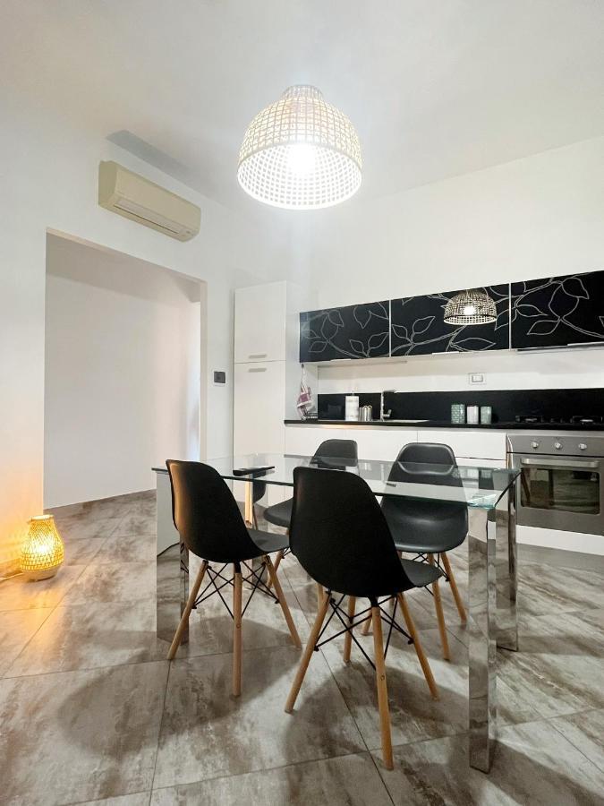 Il Nido Di Giraben Apartamento Savona Exterior foto