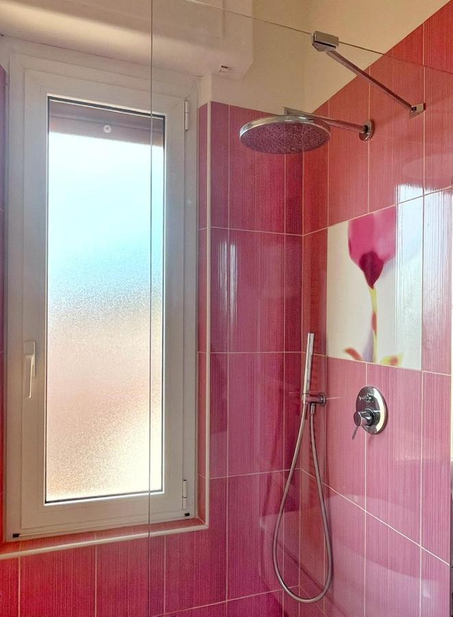Il Nido Di Giraben Apartamento Savona Exterior foto