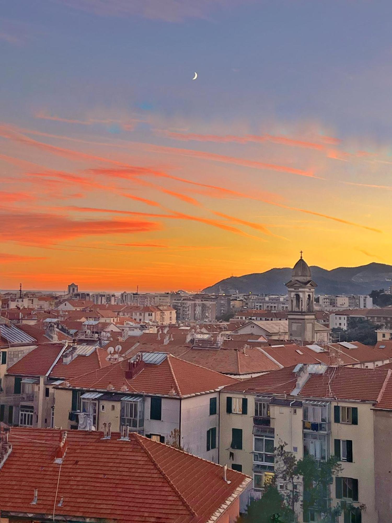 Il Nido Di Giraben Apartamento Savona Exterior foto